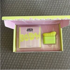 NEW Madebymitchell Slip Dew Body Cream Highlighter W/ Brush.